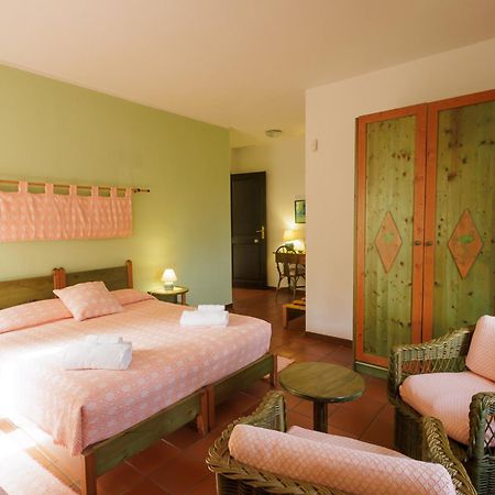 Hotel Ristorante Sa Pedrera Càbras Dış mekan fotoğraf